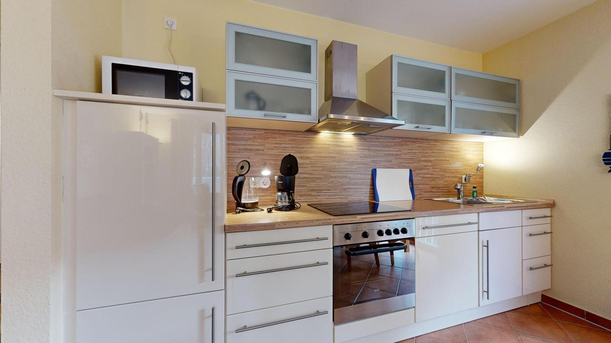 Strandnahe Fewos Mit 2 Schlafzimmern Und Balkon, Residenz Prorer Wiek, بينز المظهر الخارجي الصورة