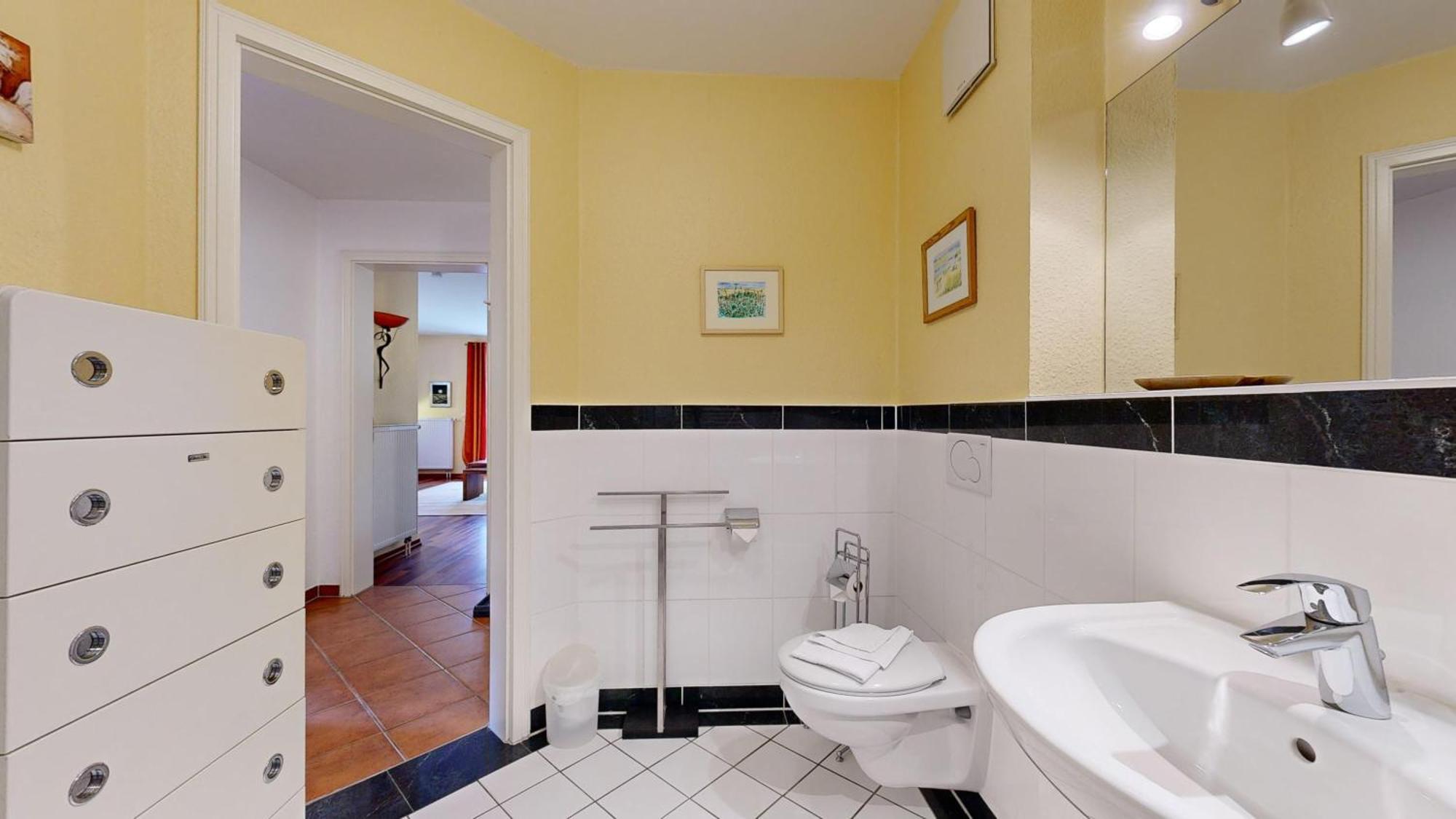Strandnahe Fewos Mit 2 Schlafzimmern Und Balkon, Residenz Prorer Wiek, بينز المظهر الخارجي الصورة